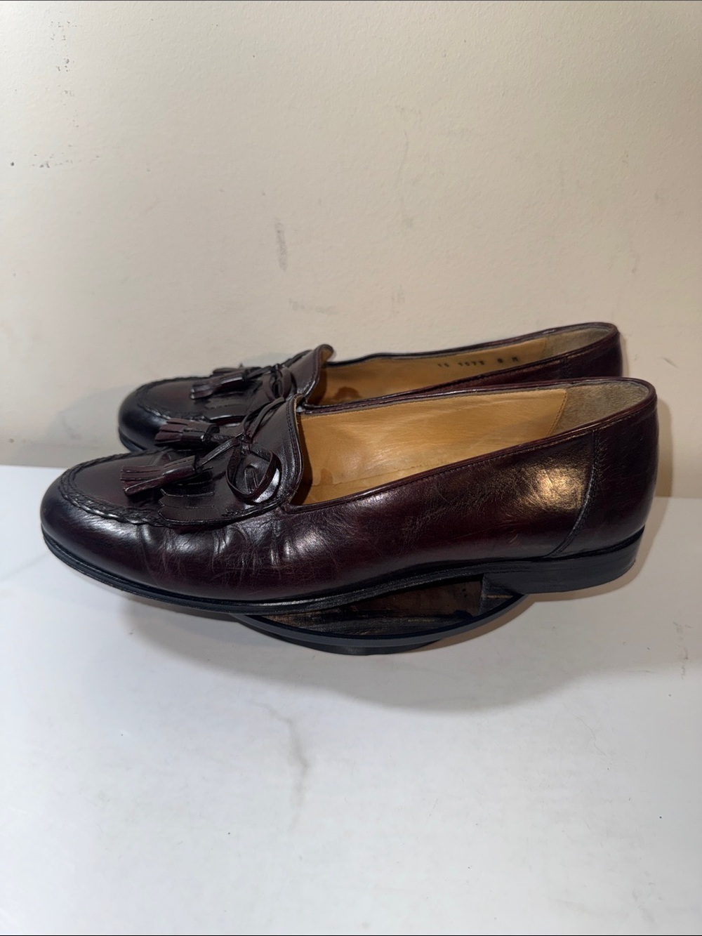 Johnston & Murphy Men's Classic Leather Tassel Loafers - Size 8M